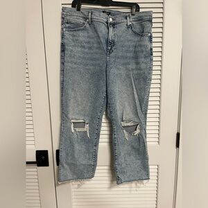 Express Straight Ankle High Rise. Size 16. Raw Hem.